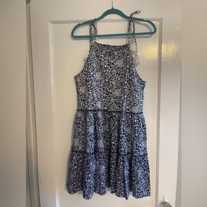 Vineyard Vines navy and white dress.  Very cute.  Never worn